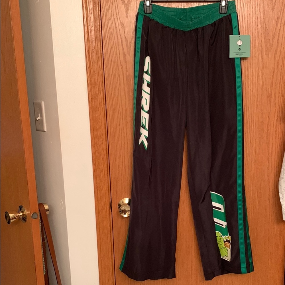 Shrek Graphic lounging Black and Green Pants SM/P